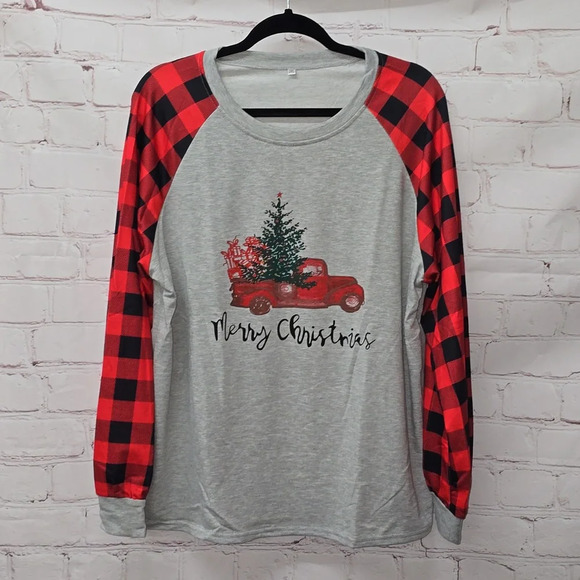 Source Unknown Tops - Merry Christmas Red Truck Christmas Tree Presents Plaid Sleeves Women’s Size 2x